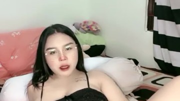 Angell99 Ngangkang Colmek Getar Desah BLING2