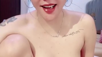 Tante Kina Hadir Kembali dengan Gaya Dildo Getarnya HOT51