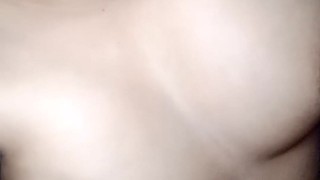 Sambil Pegangan Susu Nanda Rajin Live ML HOT51