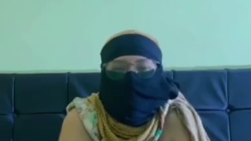 Bokep Jilbab Reupload Mamih Queen Lisaa Bercadar Kena Crot Nikmat